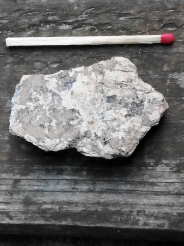 seltsamer stein 3.jpg