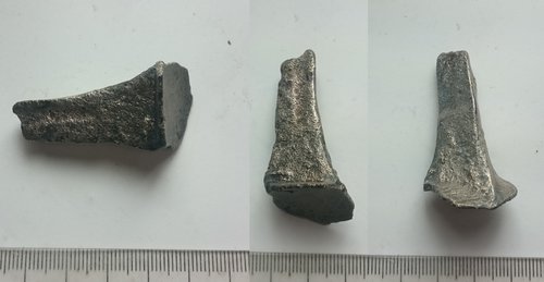 057 Messing oder Bronzedorn zerbrochen B gereinigt.JPG