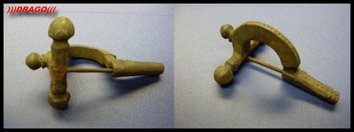 Zwiebelknopf Fibel 2 Restauration.jpg