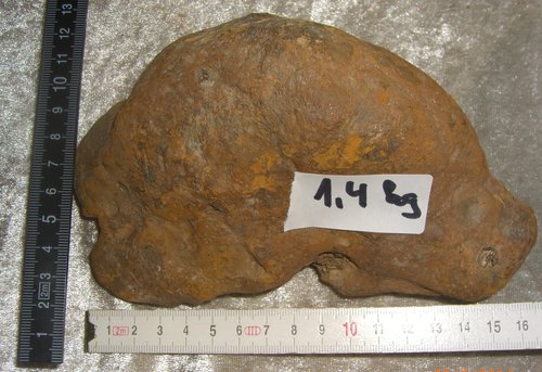 unbekannter Stein 2.jpg